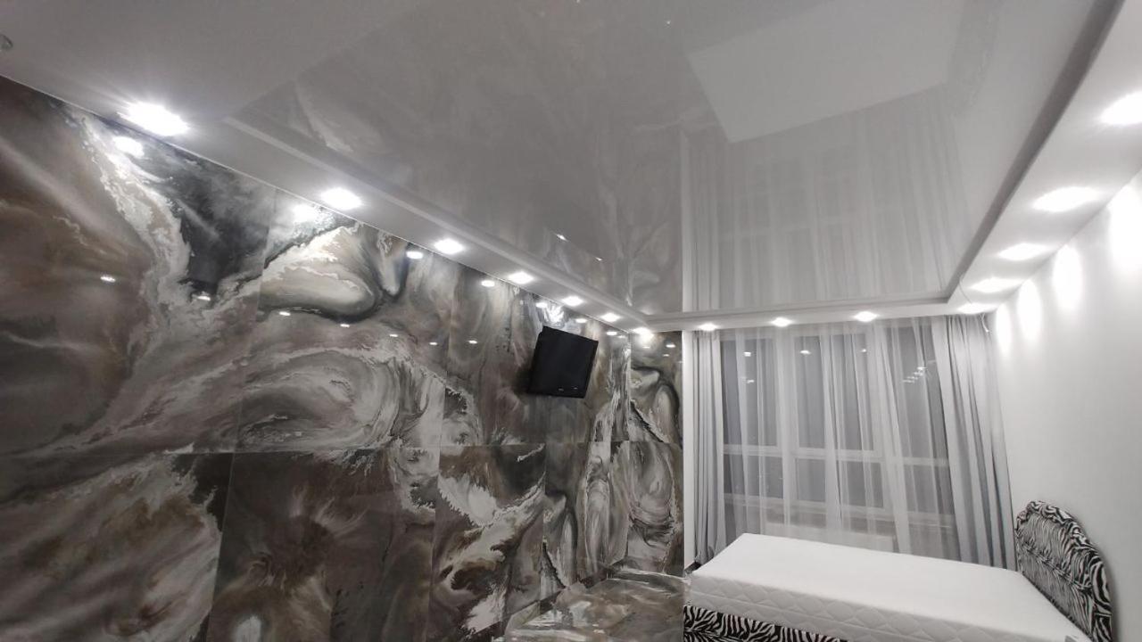 Видовая 25: Panoramic High-Rise Retreat Kyiv Exterior photo